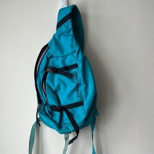 Patagonia teal sling bag - atom 8L